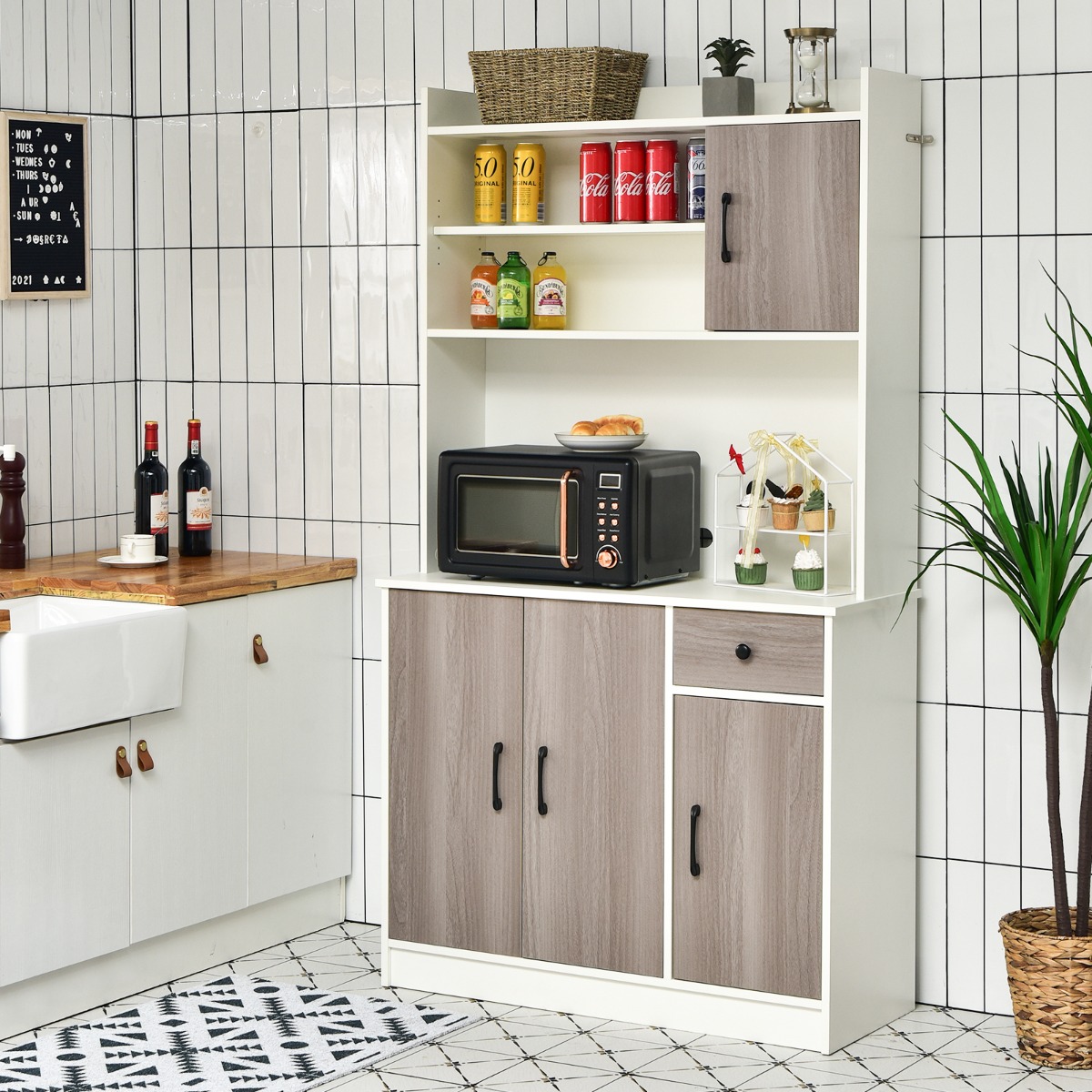 Costway Armadio da cucina alto 180cm con stazione di ricarica integrata, Buffet con vetrina piano per microonde cassetto Bianco