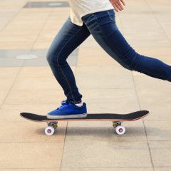 Mini Cruiser Skateboard in legno d'acero con 4 PU ruote antiscivole 80x20cm Blu