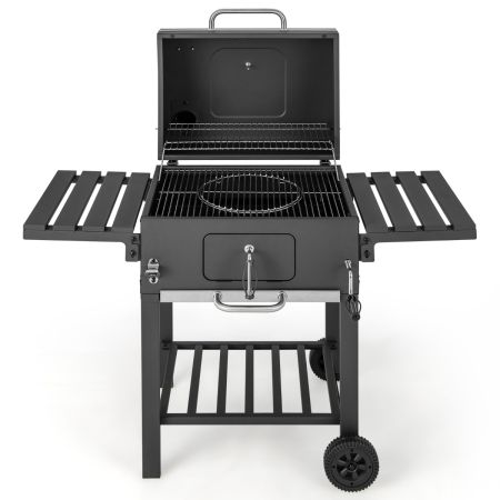 barbecue a carbone per cortile