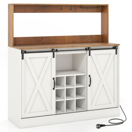 2 porte scorrevoli in stile fattoria per facile accesso agli accessori da cucina  