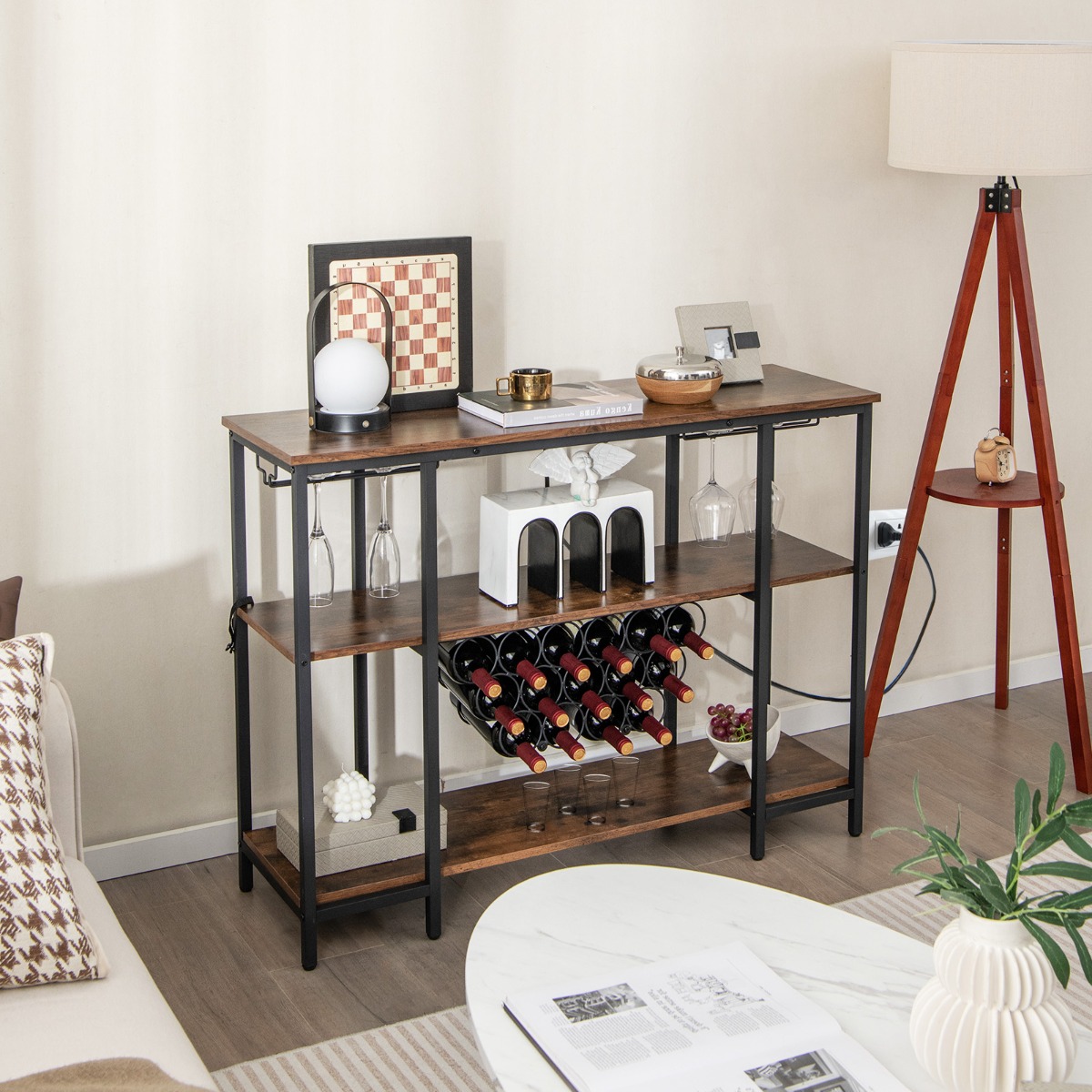 Costway Mobile bar vino con 3 ripiani porta calici porte USB e prese struttura in metallo, Portabottiglie industriale Marrone