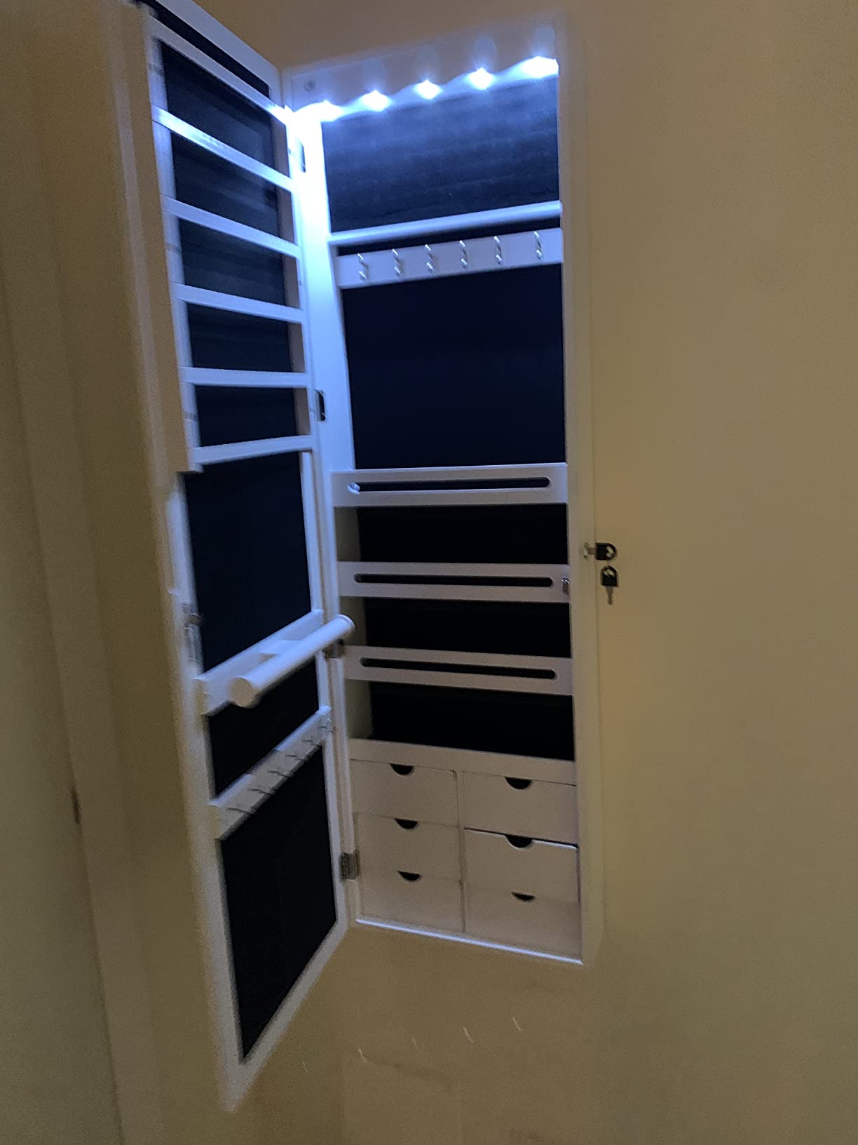 Armadio Portagioie con specchio e 6 cassetti in legno Armadietto  Portagioielli da porta con 5 luci LED Marrone - Costway